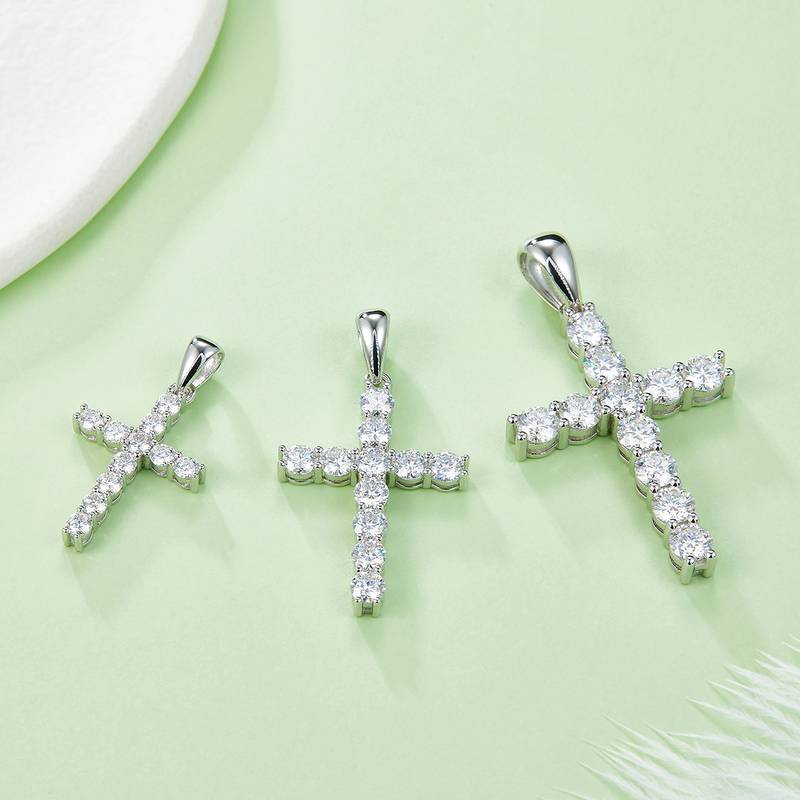 Classic十字架NecklaceS925银PendantMoissanite5.0mmD级